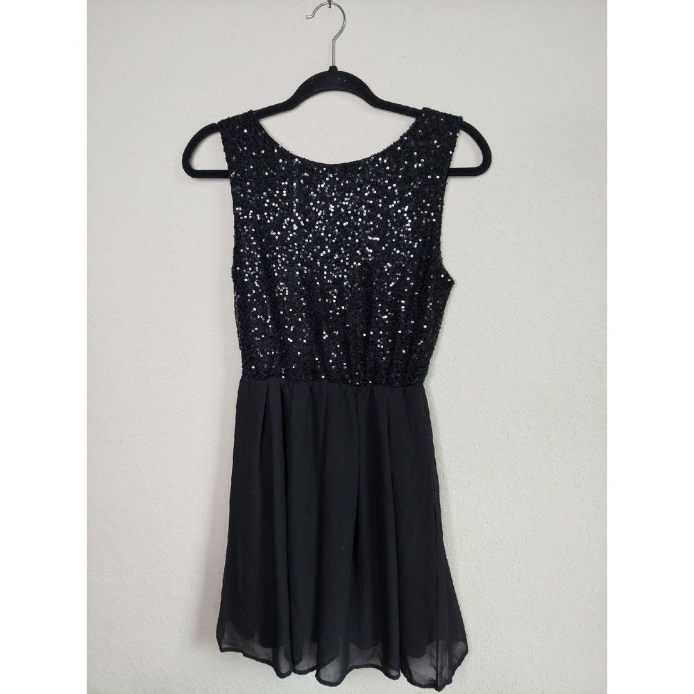 charming charlie sequins & chiffon dress